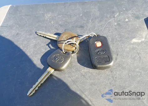 2007 Toyota Matrix from USA, damaged, VIN 2T1KR32E17C678555